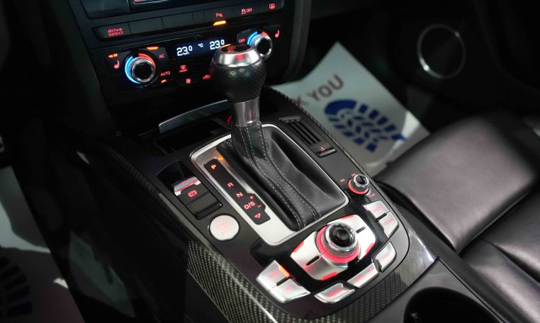 2013 AUDI RS5 Technik | 4.2L V8