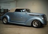 1937 FORD CONVERTIBLE