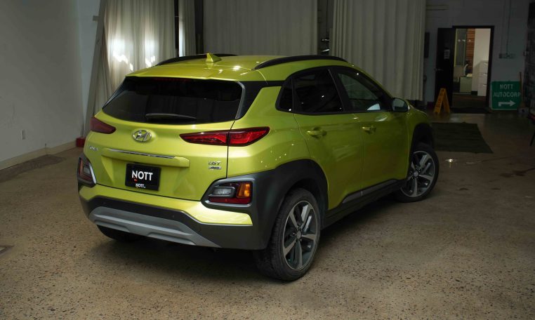 2020 HYUNDAI KONA ULTIMATE | Local MB Vehicle | No Accidents | 2nd Set of Winter Tires on Alloys | Extended Warranty Until 2027