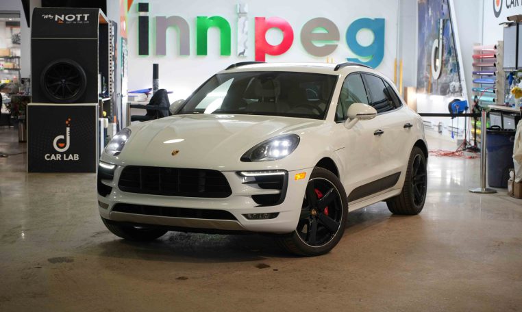 2018 PORSCHE MACAN  GTS | Panoramic Sunroof | Ventilated Seats