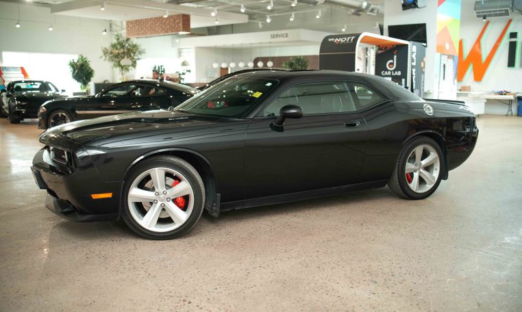 2009 DODGE CHALLENGER SRT8 | Manual | Mint Condition! | LOW KM’S