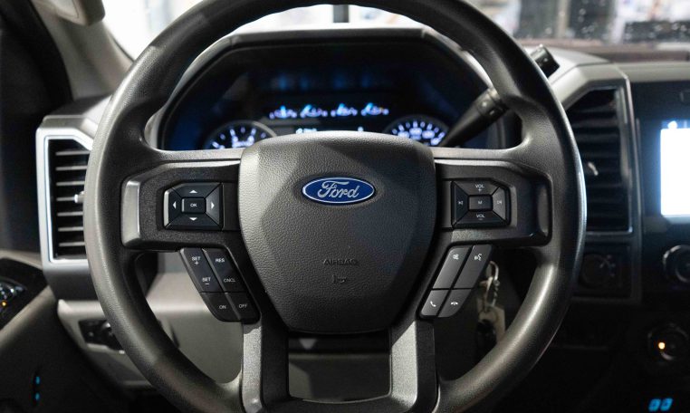 2019 FORD F-250 SUPER DUTY XLT ONE OWNER | LOCAL