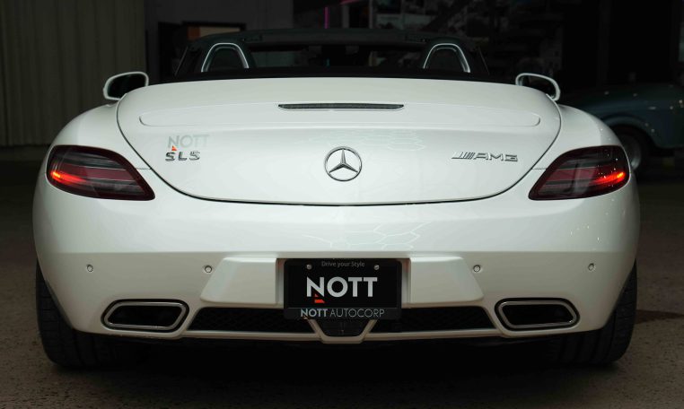 2011 MERCEDES BENZ SLS AMG | No Accidents | 2 Keys | MINT