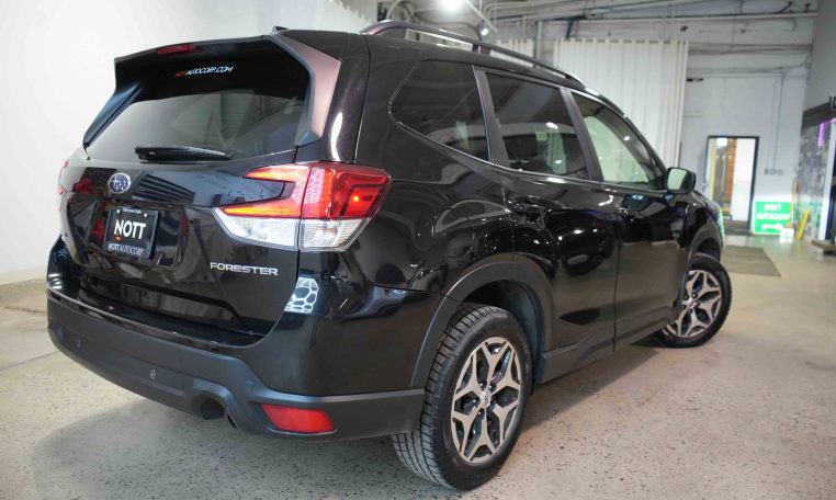 2020 SUBARU Forester Convenience | Symmetrical All-Wheel Drive