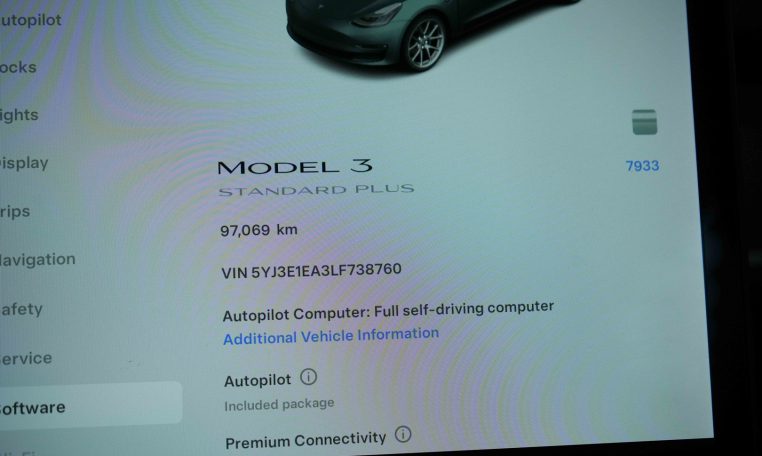 2020 TESLA MODEL 3 STANDARD RANGE PLUS 2020 Tesla Model 3 Standard Range Plus