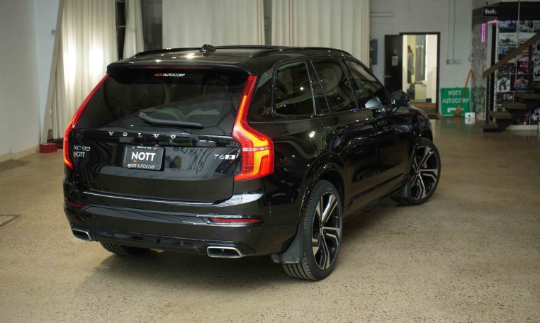 2020 VOLVO XC90 R-DESIGN | T6