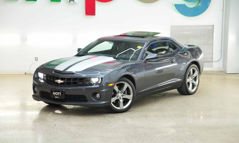 2010 CHEVROLET CAMARO 2SS | Low Mileage