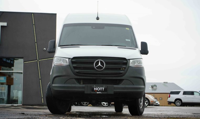 2023 MERCEDES BENZ SPRINTER 2500