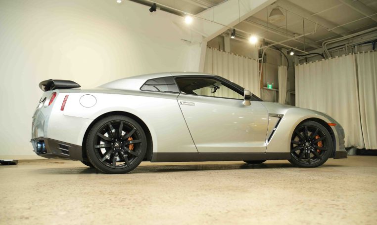 2013 NISSAN GT-R | Brembo Brakes | Bilstein Suspension | 545 HP!