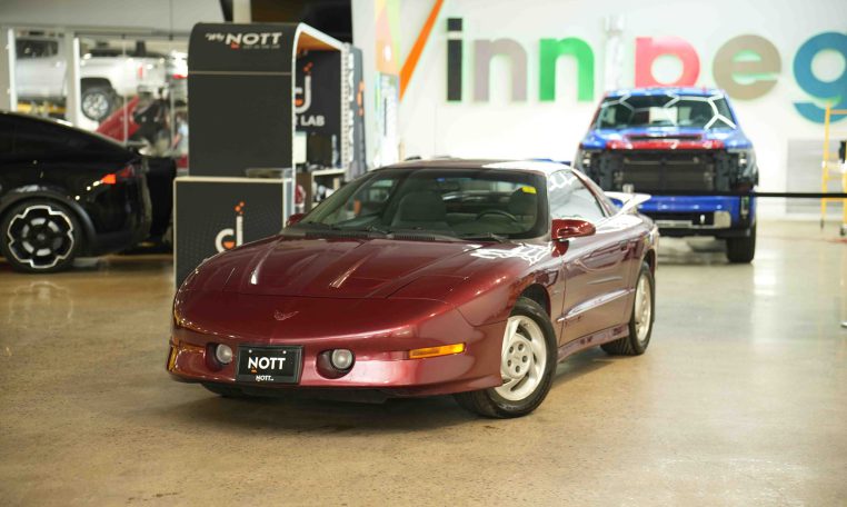 1993 PONTIAC FIREBIRD TRANS-AM | Local MB Vehicle | Low KM’s | NO Accidents!