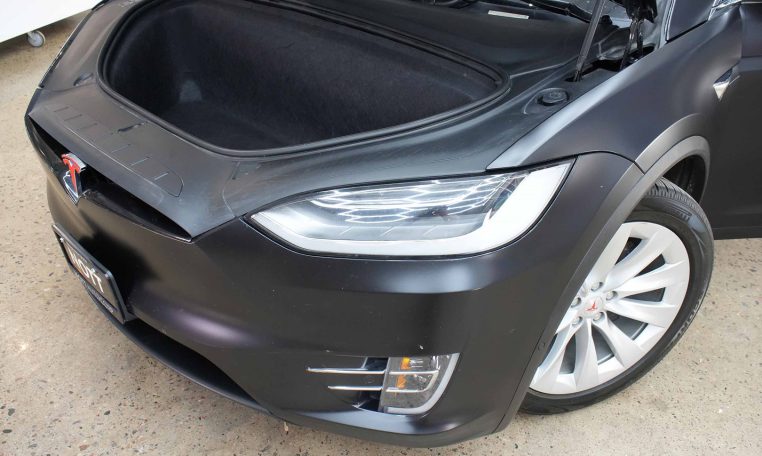 2018 TESLA Model X 75D