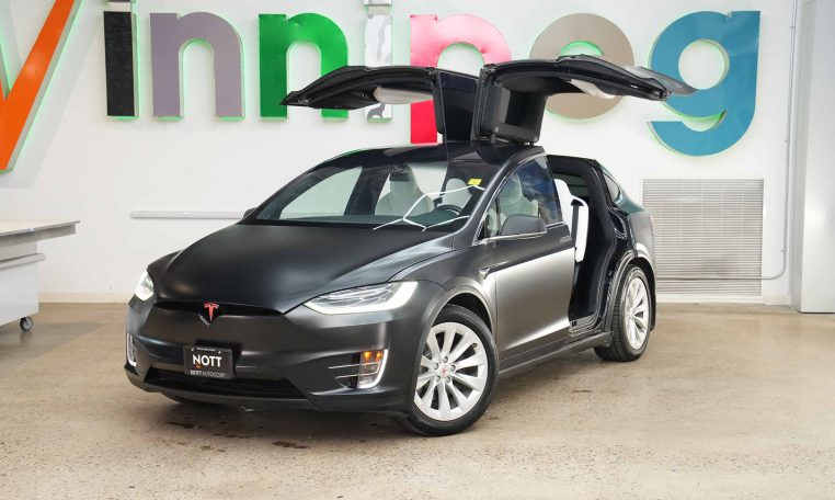 2018 TESLA Model X 75D