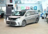 2018 TOYOTA SIENNA LIMITED | BC / MB Vehicle | Rear Entertainment! | Loaded!