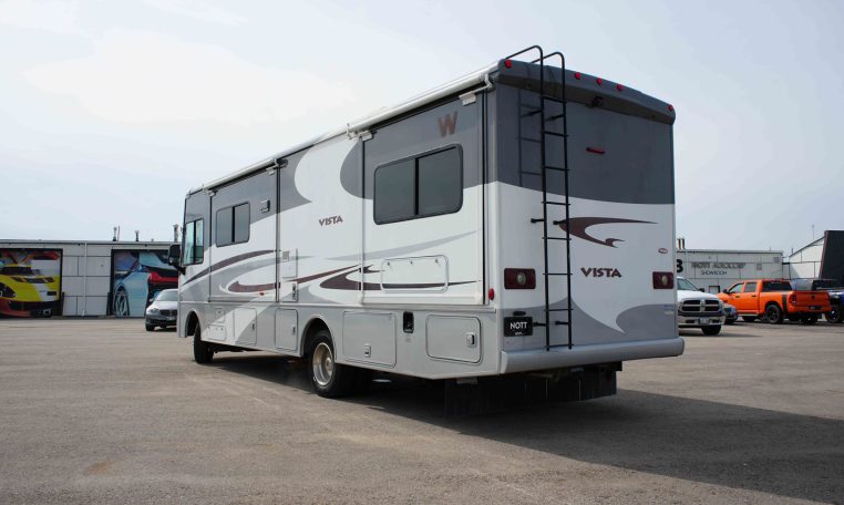 2014 WINNEBAGO VISTA 30T 30T | NO Accidents | Low KM’s | Triple Slideout