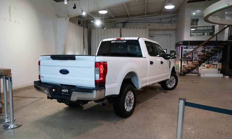 2019 FORD F-250 SUPER DUTY XLT ONE OWNER | LOCAL