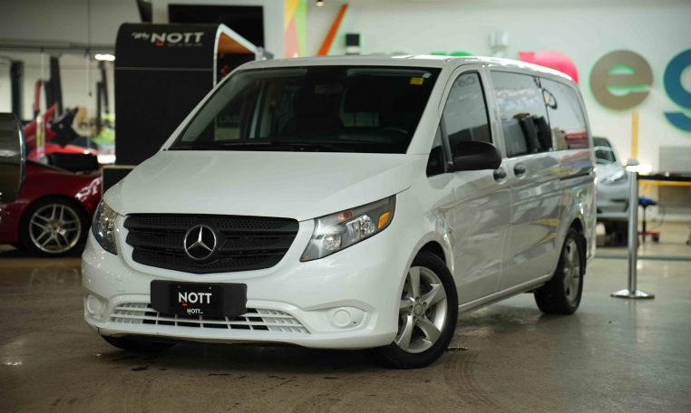 2016 MERCEDES BENZ METRIS WB 126 | Low KM’s | 8 Passenger Seating | 2 Sets of Tires