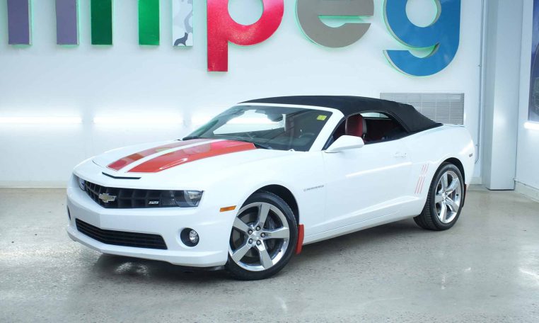 2011 CHEVROLET Camaro SS CONVERTIBLE | Manitoba/Florida Vehicle | 6-Speed Manual | V8!