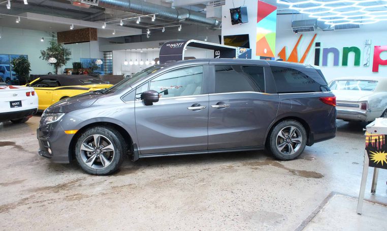 2019 HONDA ODYSSEY EX | Local MB Vehicle | 2 Sets of Tires | Remote Start!