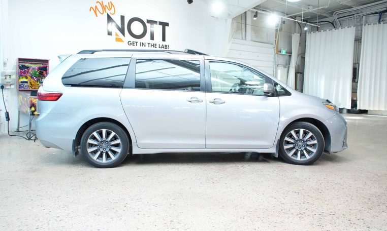 2018 TOYOTA SIENNA LIMITED | BC / MB Vehicle | Rear Entertainment! | Loaded!