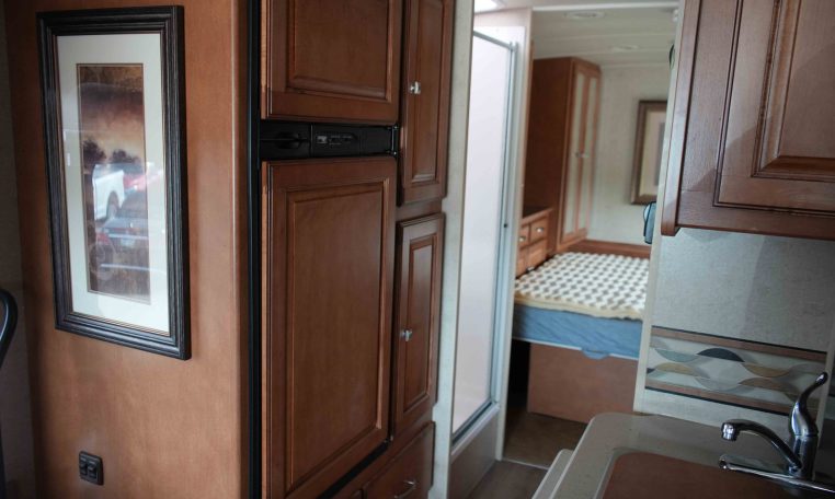 2014 WINNEBAGO VISTA 30T 30T | NO Accidents | Low KM’s | Triple Slideout