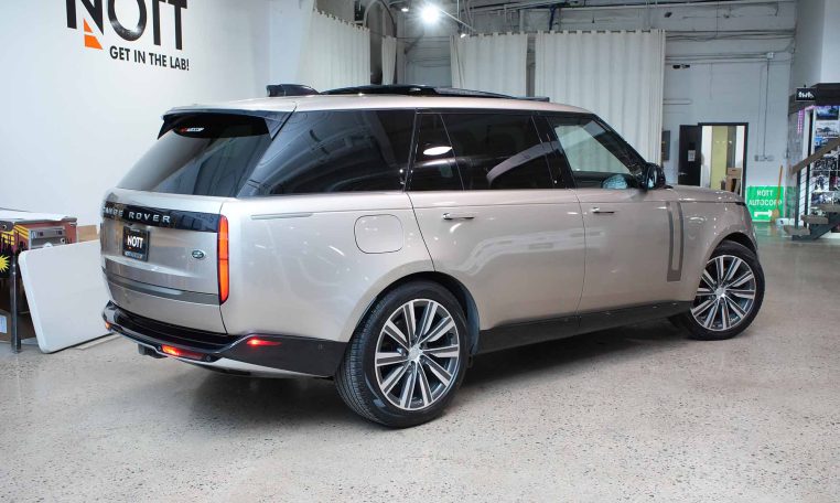 2023 LAND ROVER RANGE ROVER  P530 SE | Local MB Vehicle | Loaded! | No Accidents!