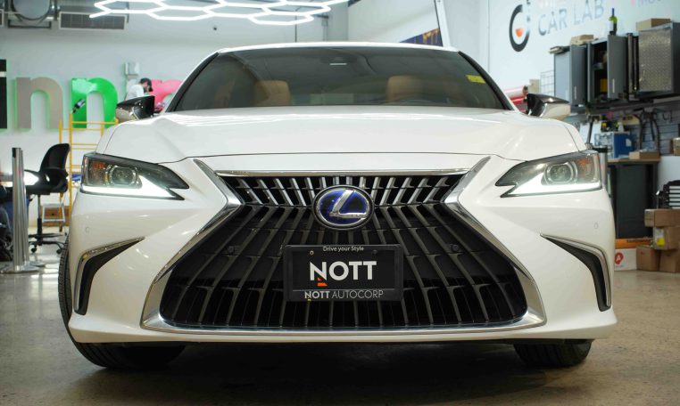 2022 LEXUS ES 300H | Hybrid