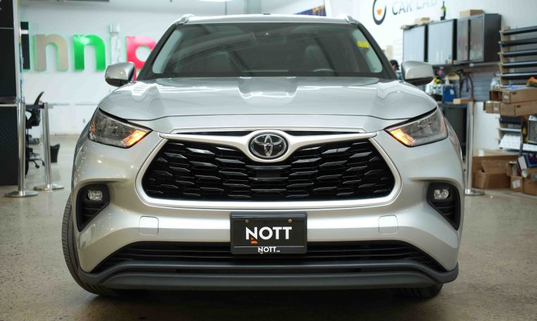 2020 TOYOTA HIGHLANDER XLE | AWD