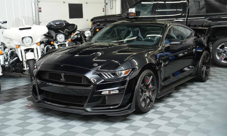 2020 FORD MUSTANG SHELBY GT500 | Carbon Fiber Track Pack | BY APPOINTMENT ONLY