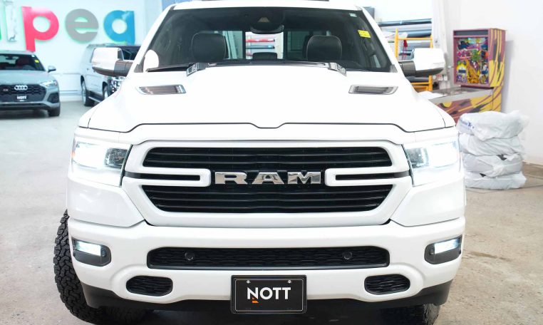 2022 RAM 1500 LARAMIE | Crew Cab | Sport Appearance Pkg | Hemi