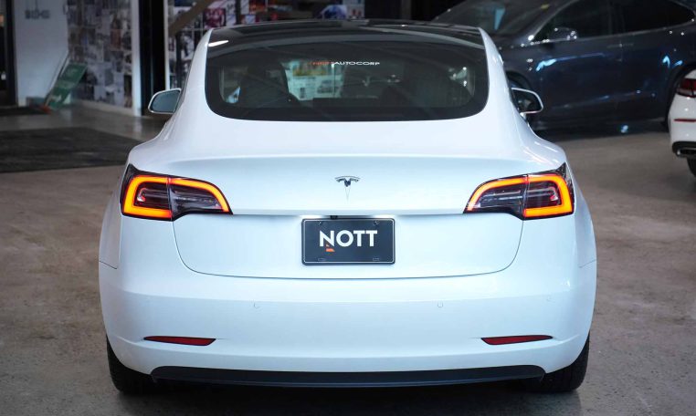 2020 TESLA MODEL 3  STANDARD RANGE PLUS