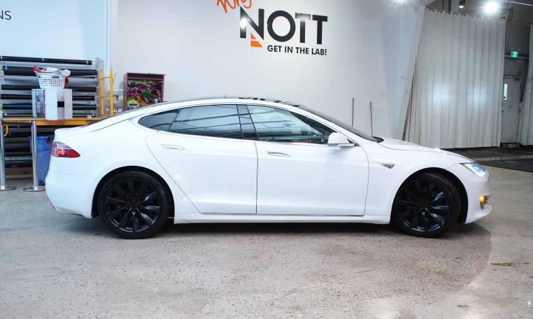 2016 TESLA MODEL S 75D