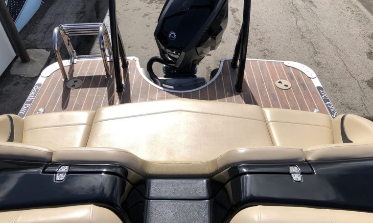 2015 SOUTH BAY 724 SPORT DLX Tritoon Boat 200HP Evinrude/24′ Sport Tritoon Boat