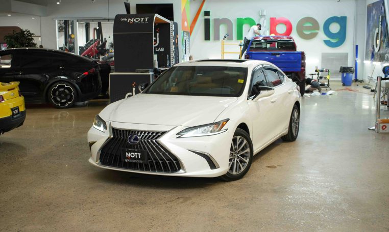 2022 LEXUS ES 300H | Hybrid