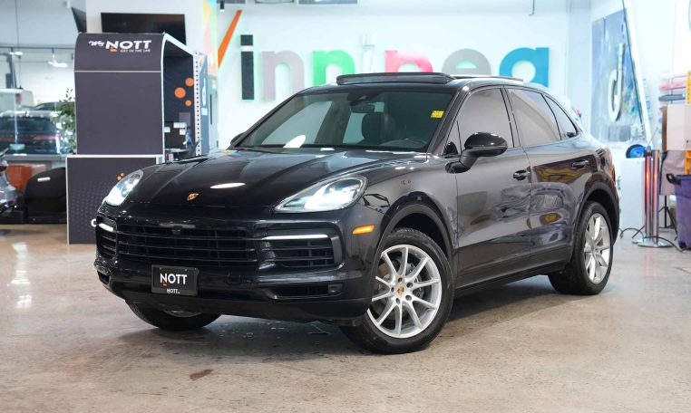 2020 PORSCHE CAYENNE  | All-Wheel Drive